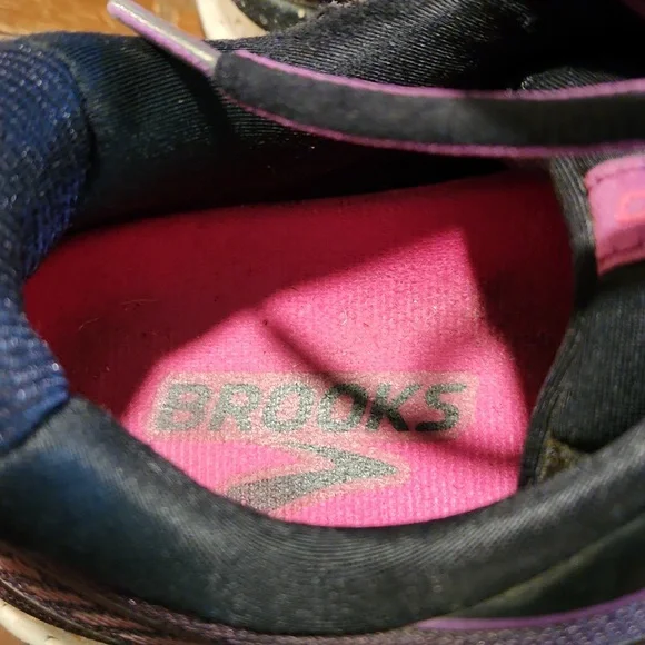 Brooks Ghost 12 Women's Running Shoe Size 9.5 - Picture 6 of 8